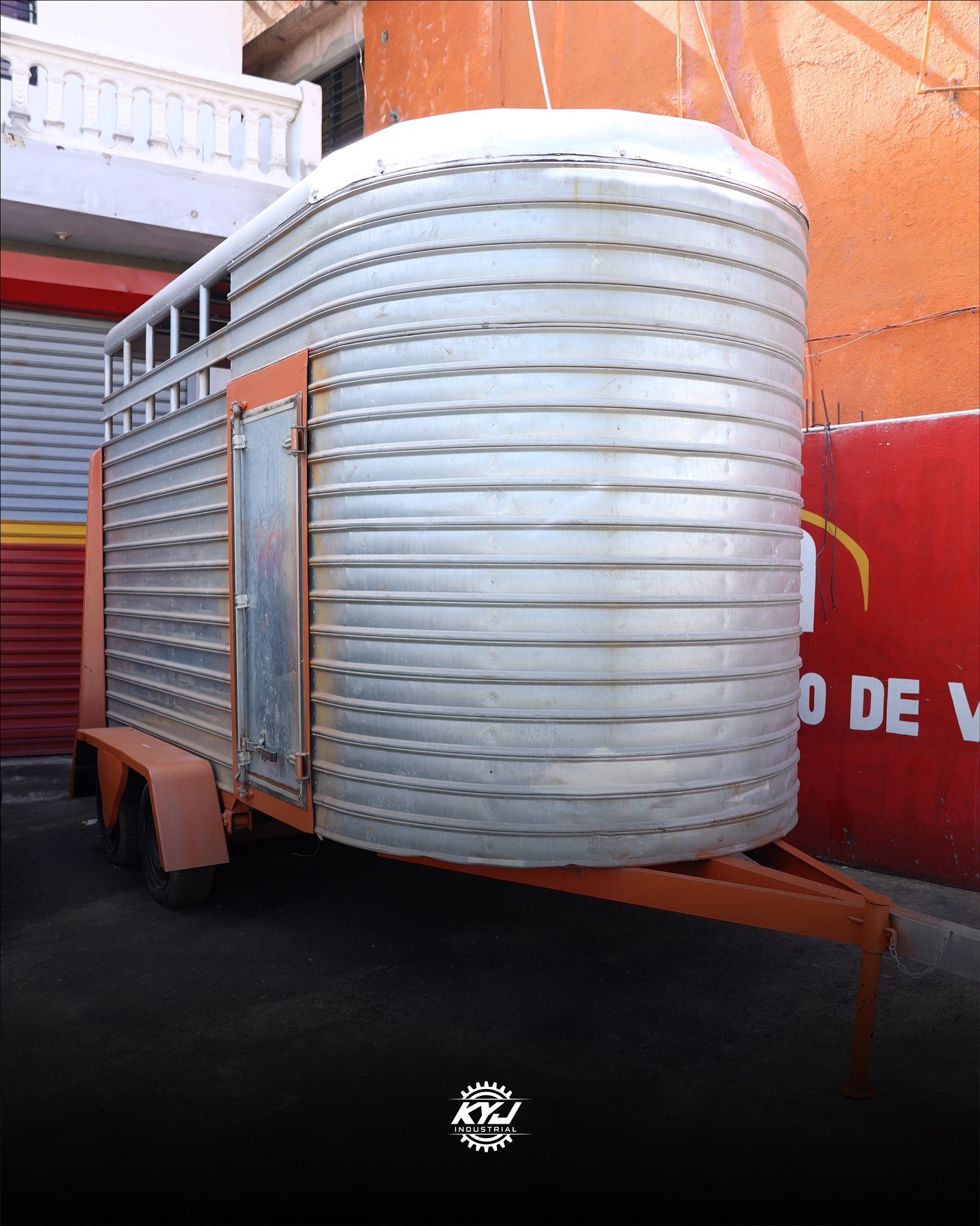 K&J Industrial, SRL - Corral